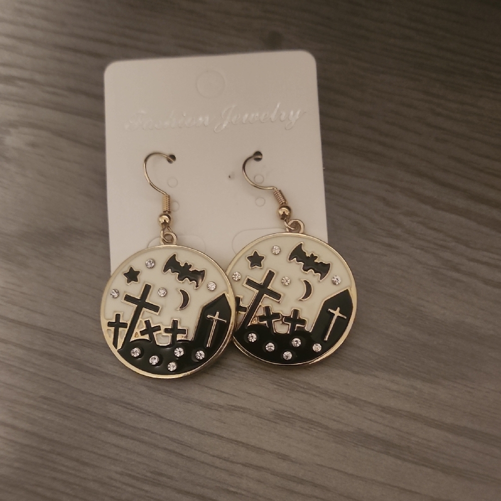 Fashion Jewelry Black and Gold Halloween Earrings